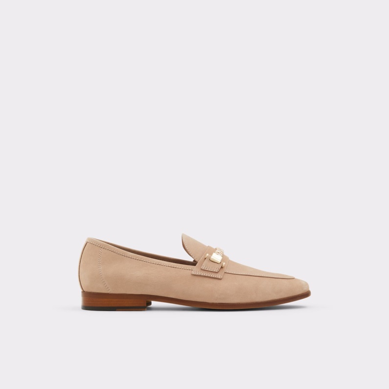 Mellanbeige