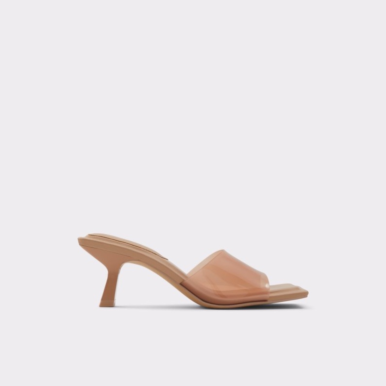 Mellanbeige